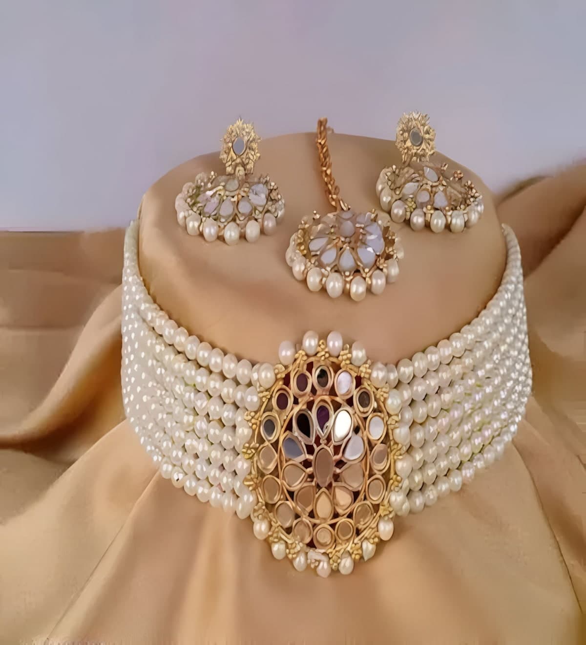 Manchaha Gold Plated Aishwarya Choker Set - White