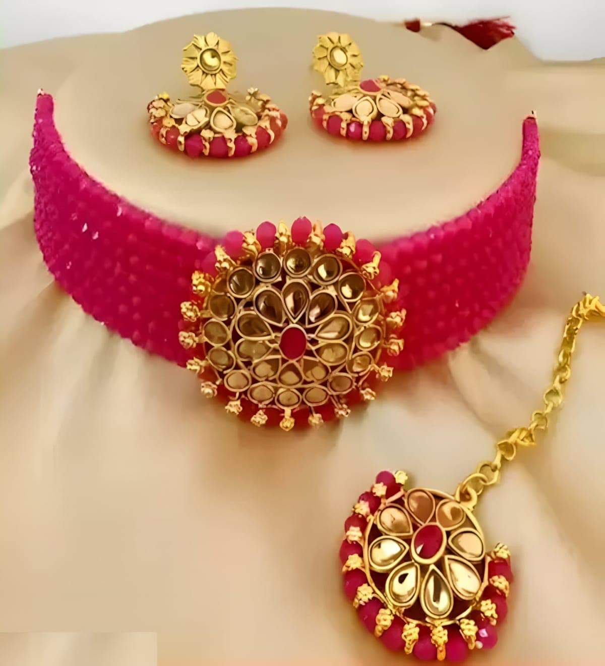 Manchaha Gold Plated Aishwarya Choker Set - Rani