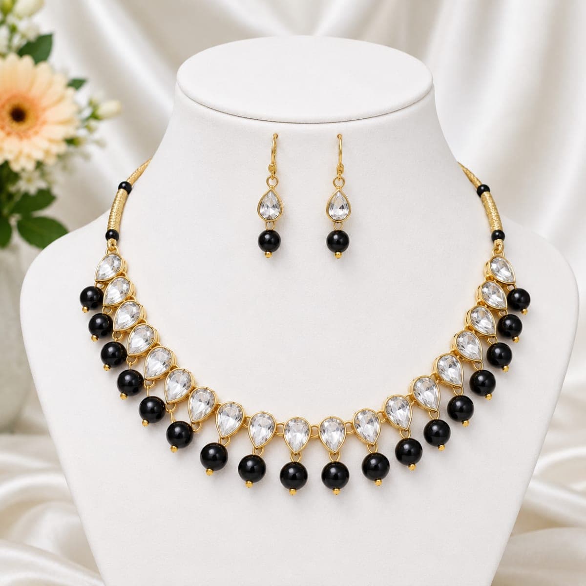 Manchaha White Tilak Pearl Necklace Set